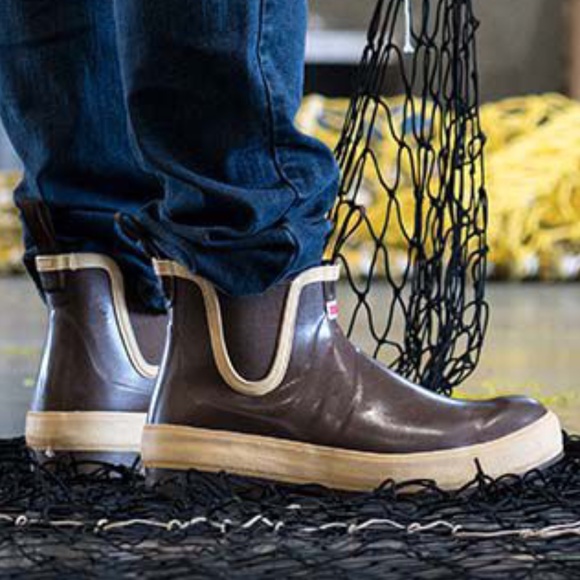 Xtratuf Shoes Xtratuf Mens Legacy Ankle Deck Boots Poshmark